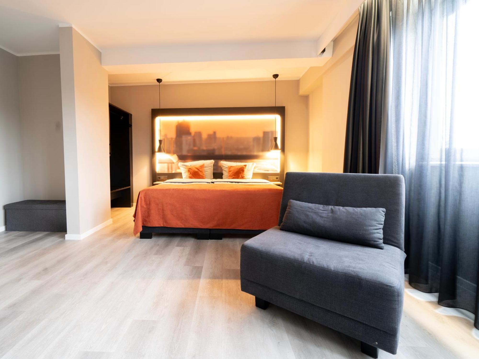 Juststay Muelheim Hotel & Apartments Мильгейм-на-Руре Экстерьер фото