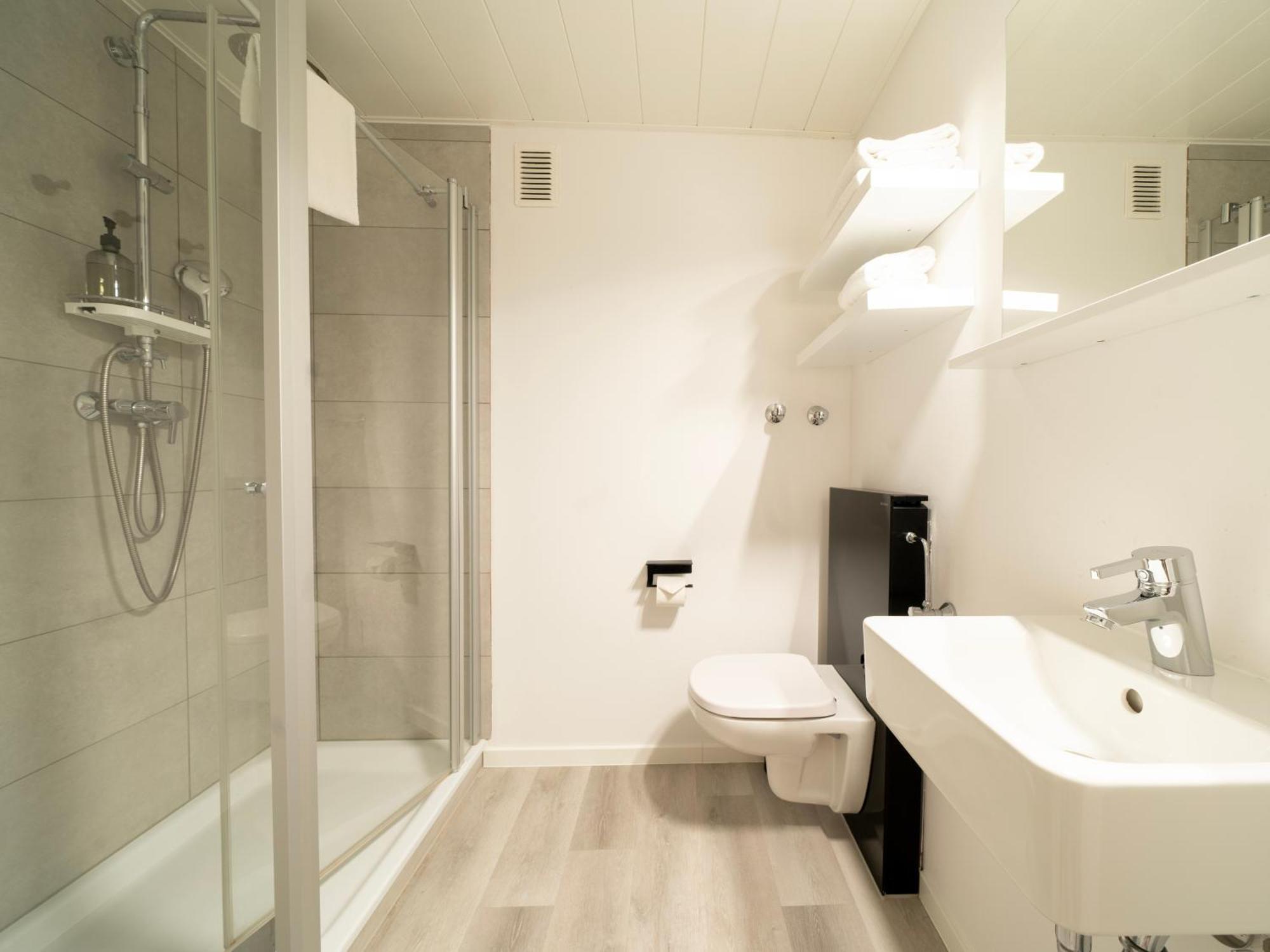 Juststay Muelheim Hotel & Apartments Мильгейм-на-Руре Экстерьер фото